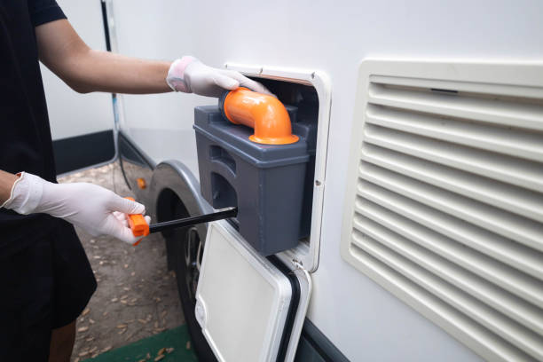 Best Portable bathroom rental  in Clarksburg, MD